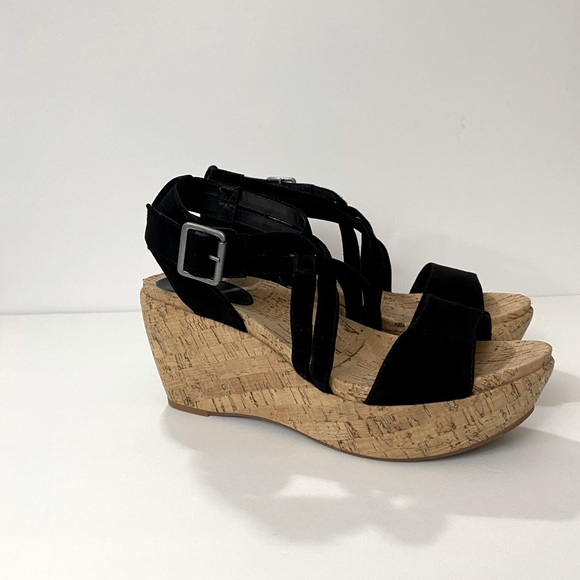 Johnston & Murphy Platform Sandals - Picture 6 of 8